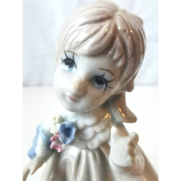 Girl in Dress Ponytail Porcelain Figurine Made In Taiwan - Picture 3 of 7